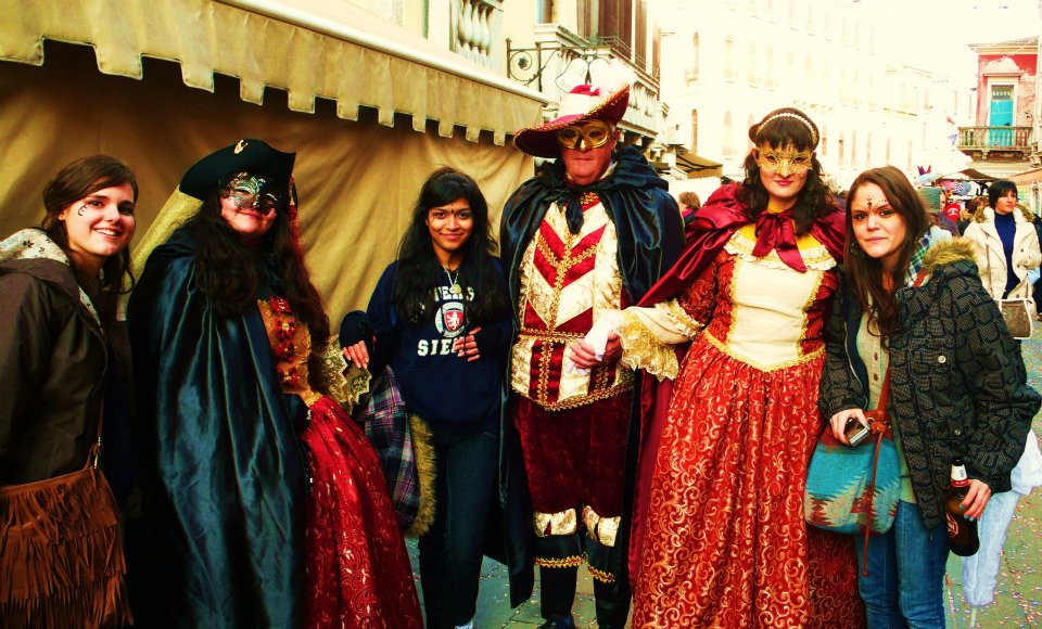 As máscaras são o símbolo do Carnaval de Veneza.